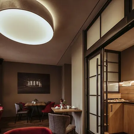 Alexxanders Hotel & Boardinghouse, Restaurant-3