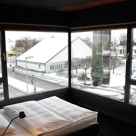 Kult Hotel-2