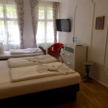 Pension Tempelhof-2