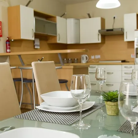 No 6 Poseidon Apartment-3