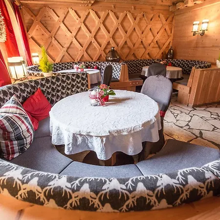 Hotel Waldblick-3