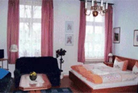 Haus am Pfaffenteich-2