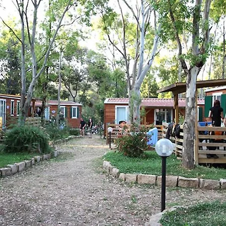 Camping Villaggio L'Ultima Spiaggia-2