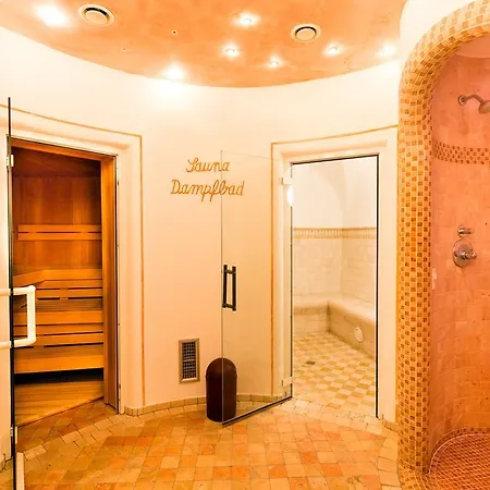 Hotel Rosenheim-2