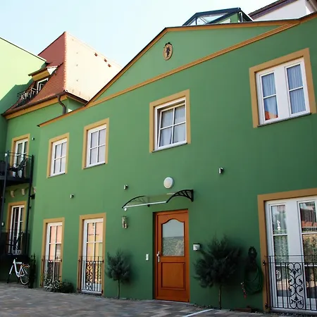 Belle Vue - Das Hotel...-3