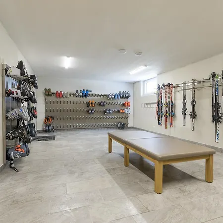 Ofentuerl Alpine Living-3