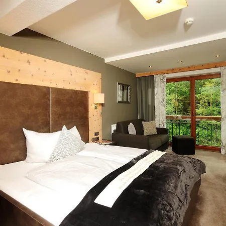 Hotel Burgschrofn-2