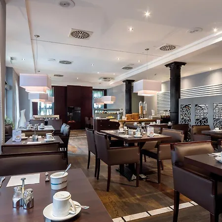 Hotel Am Blauen Wunder-3