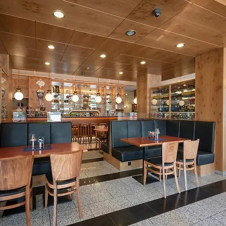 Hotel Conti Am Hauptbahnhof-2