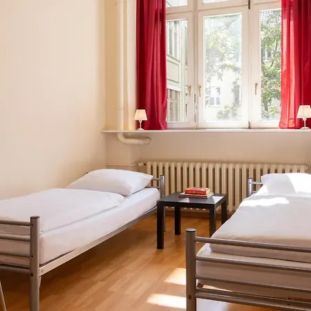 All In Hostel Berlin-2