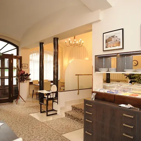 Hotel Prince De Ligne-2