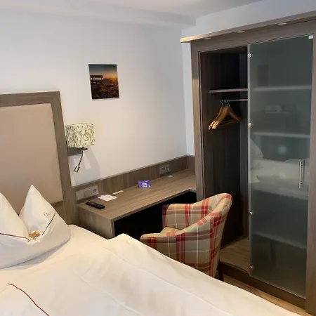 Gästehaus Alpinia-3
