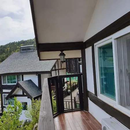 Tongyeong Yehyang Pension-3