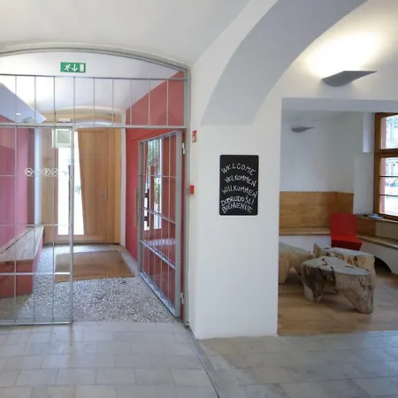 Hostel Celica-3