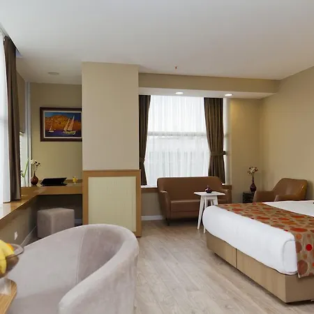 Grand Plaza Hotel-3