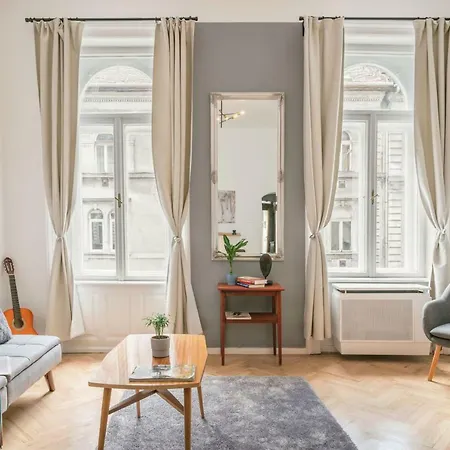 City Park Rest Apartment With Air Condition-2