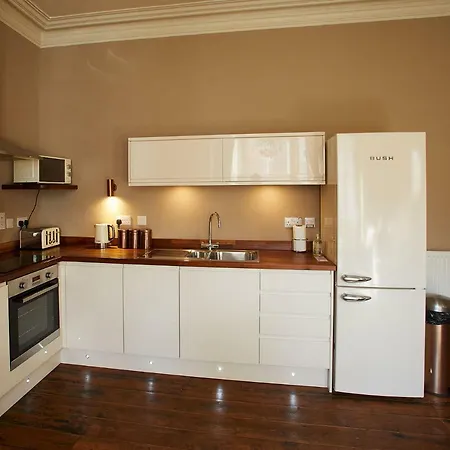 Host & Stay - Havelock Place Apartment-3
