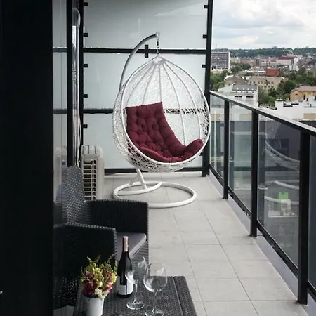 Vip Apartment Avalon-2