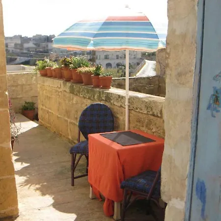 400Yr Farmhouse In Xaghra Gozo - Separate Rooms-2