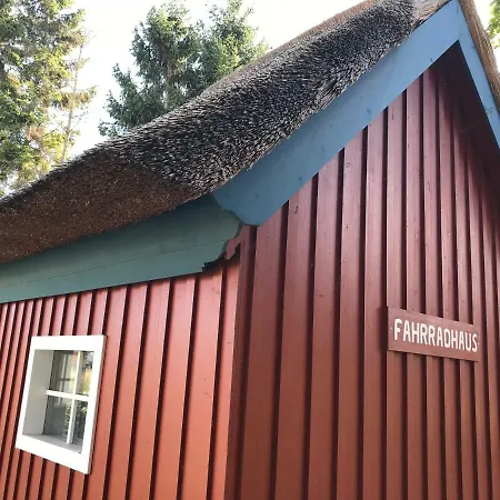 Leuchtturmhaus by Ferienhaus Strandgut-2