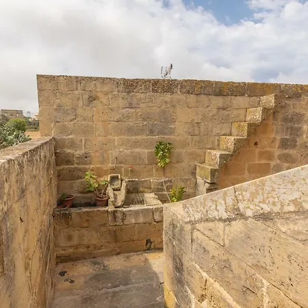 400Yr Farmhouse In Xaghra Gozo - Separate Rooms-3