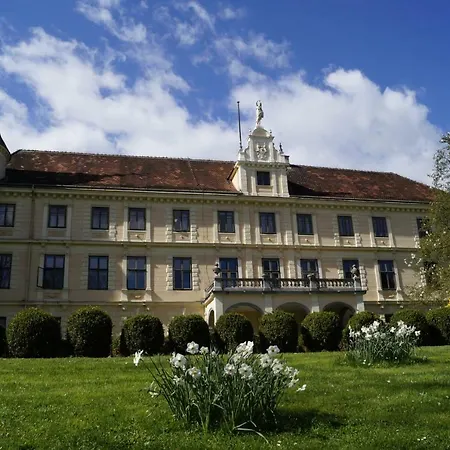 Schloss Puchberg-3