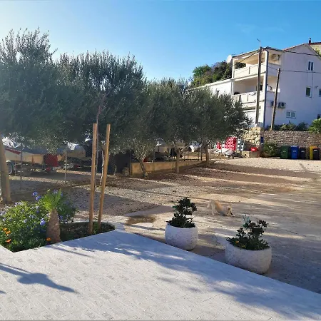 Guesthouse Raffaello-3