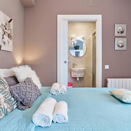 Pure Pool Sensation Apartment Sitges-2