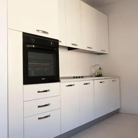 City Apartments Portico-2