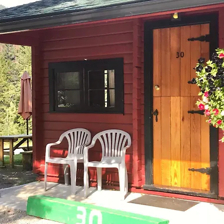 Miette Hot Springs Bungalows-2
