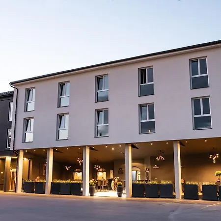 Hotel Leonardo-3