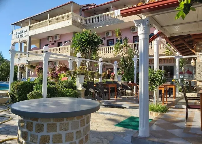 Flamingo Apartments Moraitika Corfu