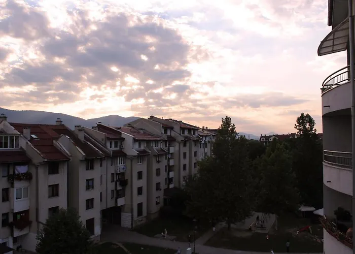 Mila - A Stylish Apartment Near Sarajevo Airport