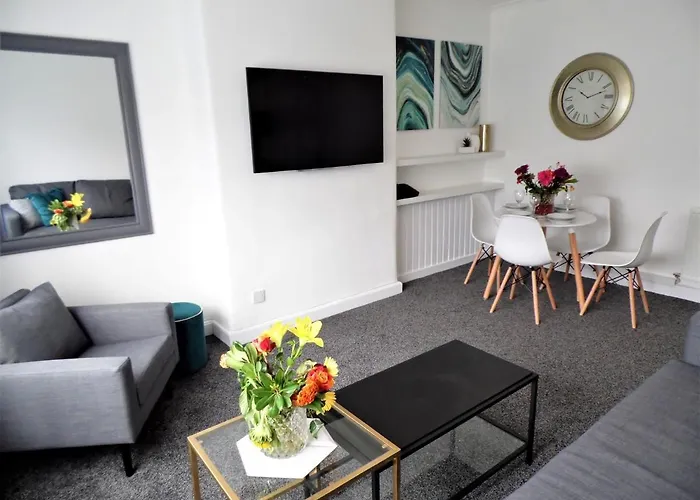 Penilee Upper Apartment Glasgow
