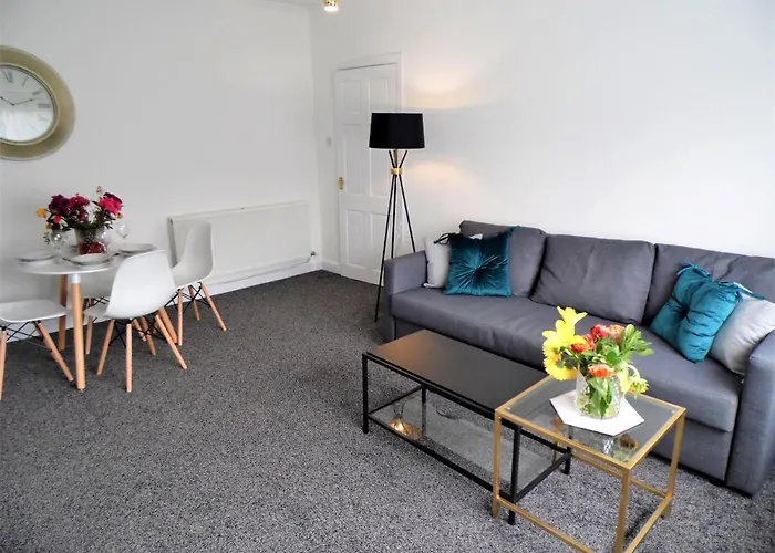 Penilee Upper Apartment Glasgow
