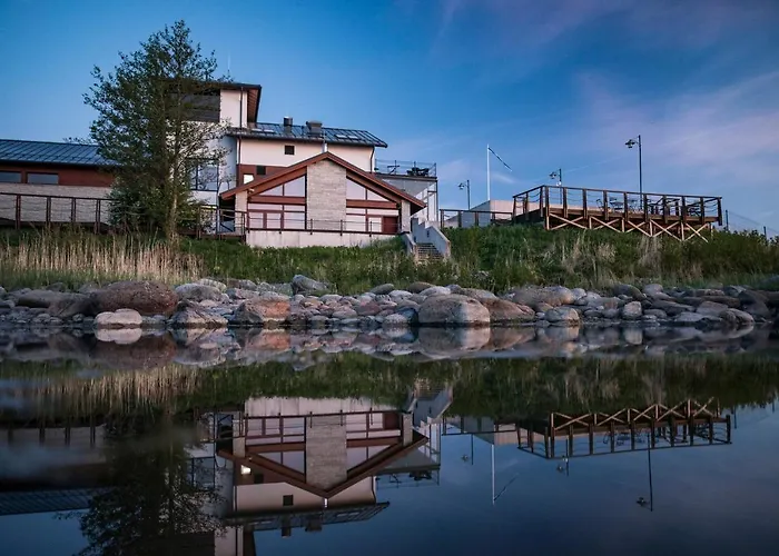 Koljunuki Sadam "Veer" Lux Accommodation Maardu