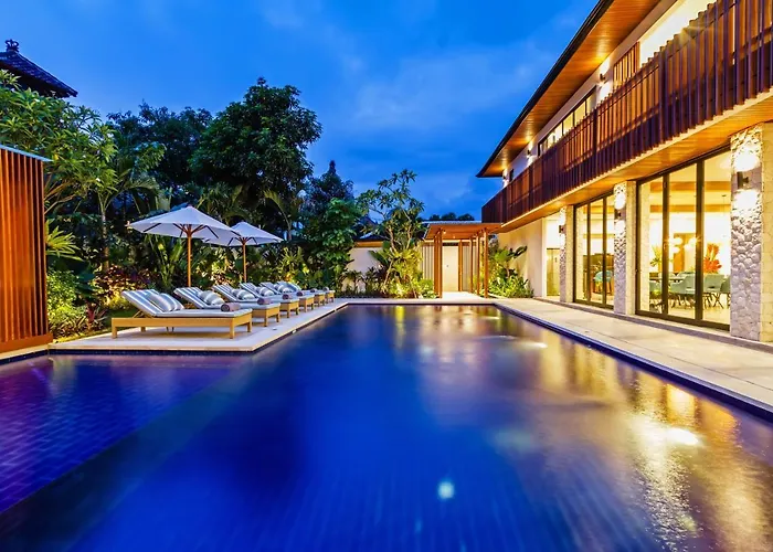 The Botanical 6 Bed Luxury 900 Meter From Beach Seminyak