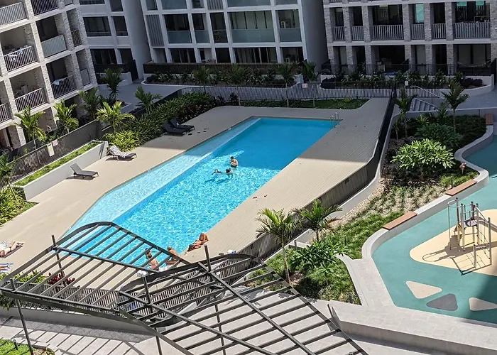 Ferienwohnung Elegant 3-Bed 2-Bath, Balcony, With Pool Included, No Parties! Sydney