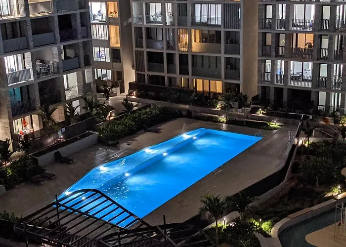 Ferienwohnung Elegant 3-Bed 2-Bath, Balcony, With Pool Included, No Parties! Sydney