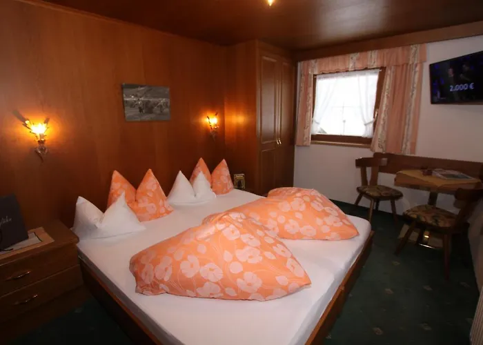 Hotel Haus Alpenglühn Längenfeld