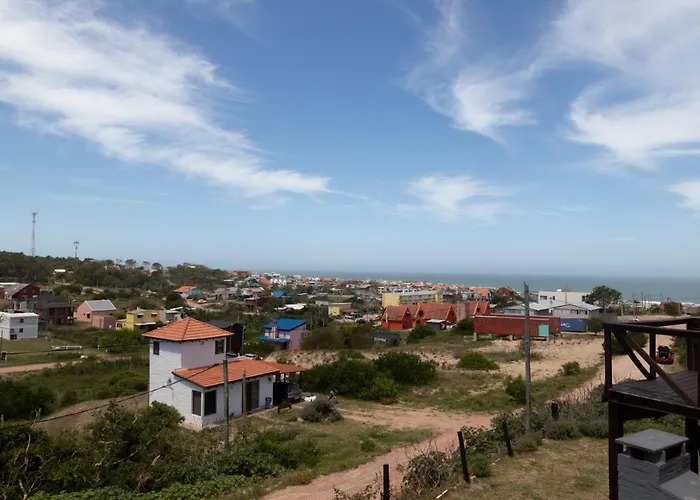 Villa A Tres Cuadras De La Playa, Lugar Tranquilo. Punta Del Diablo