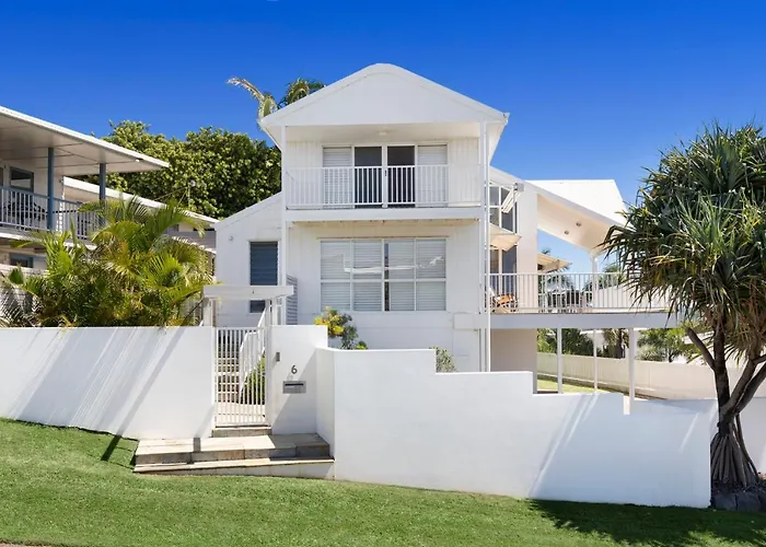 The White House - Spectacular Ocean Views, Wifi, Central Coolum Coolum Beach