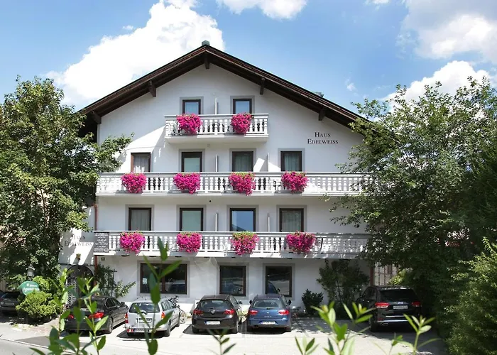 Edelweiss B&B, 24 - 7 contactless check-in Zell am See