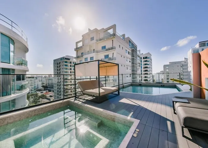 Fully Serviced Apartment At Regatta Living II - 907 Santo Domingo