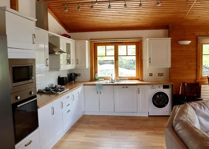 Lodge 38 Rowardennan , Loch Lomond Glasgow
