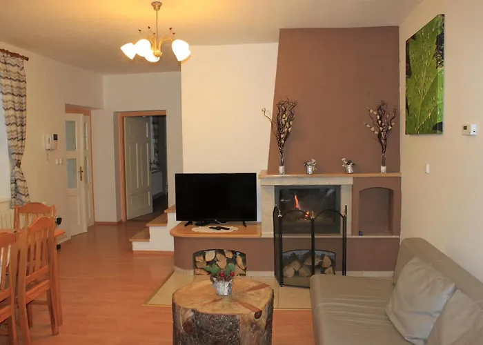 Villa Dom Via Jasna Demaenova Liptovský Mikuláš