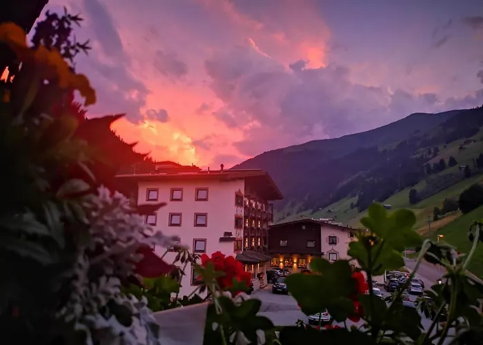 Hotel Kirchlerhof Tux
