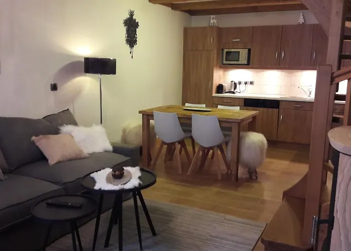 Appart 6 Pers 3 Etoiles Centre Proximite Remontees Mecanique Courchevel Le Praz - Los Robles