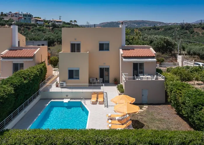 Yanni'S Villas Adelianos Kampos