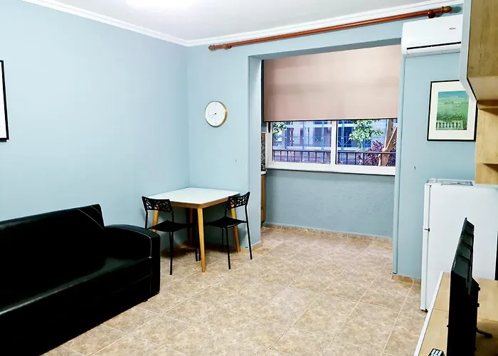 Ferienwohnung 2V1 - 21 Dhjetori Am Tirana